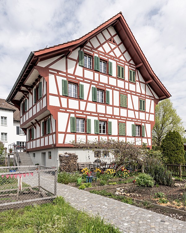 Sanierung einer denkmalgeschützten Fachwerkbaute