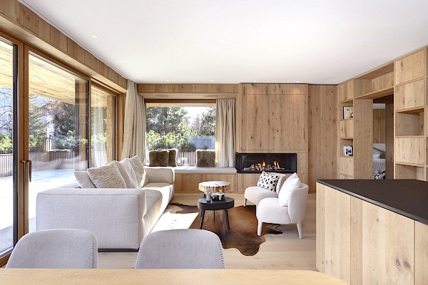 Mehrfamilienhaus zwischen Bergwelt und luxuriösem Charme im Engadin