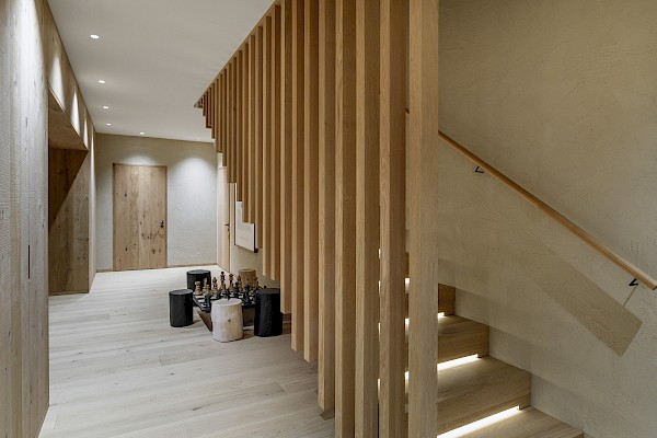 Mehrfamilienhaus zwischen Bergwelt und luxuriösem Charme im Engadin