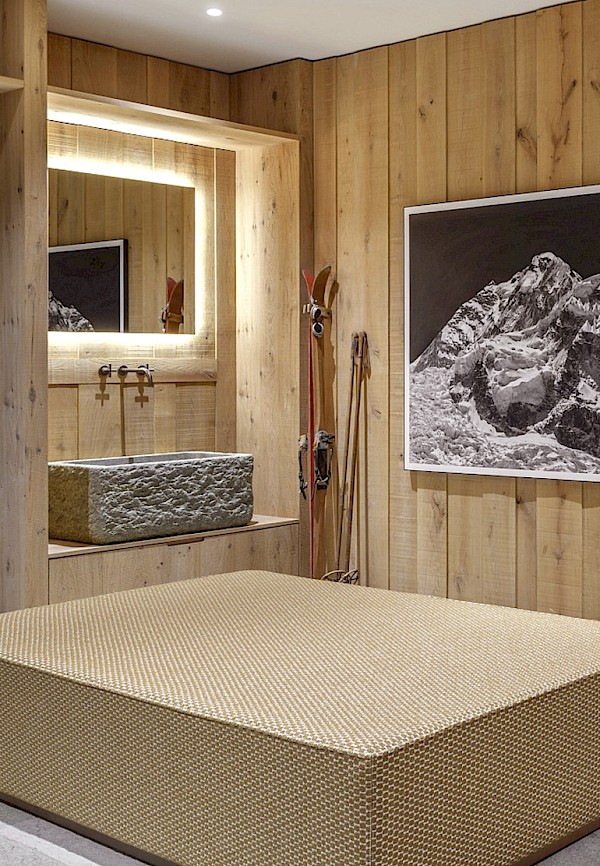 Mehrfamilienhaus zwischen Bergwelt und luxuriösem Charme im Engadin