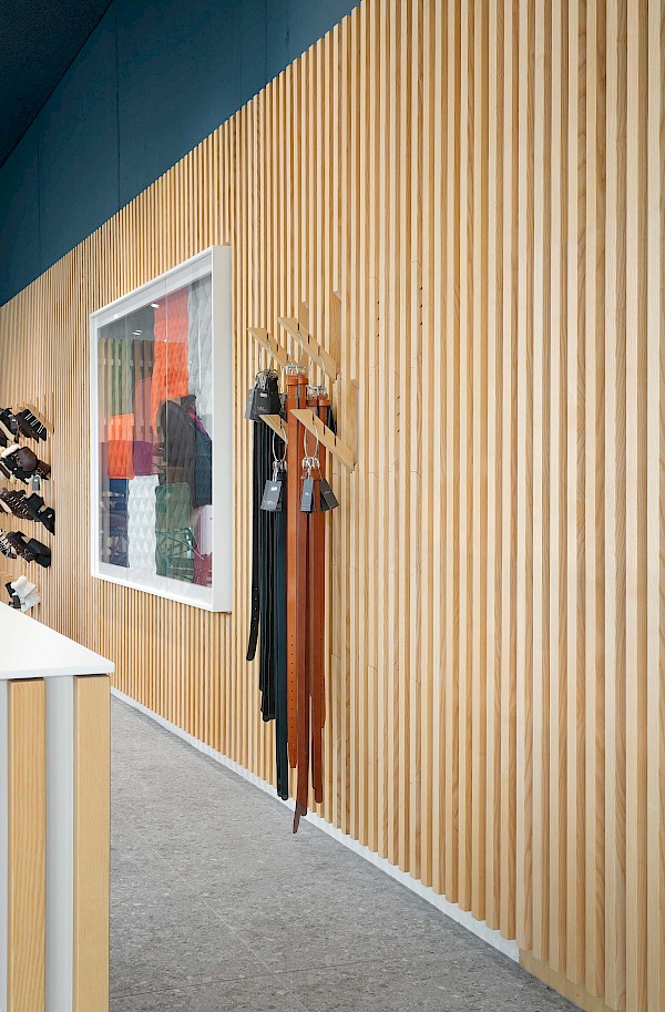 Reitsportgeschäft in neu gestalteten Räumen