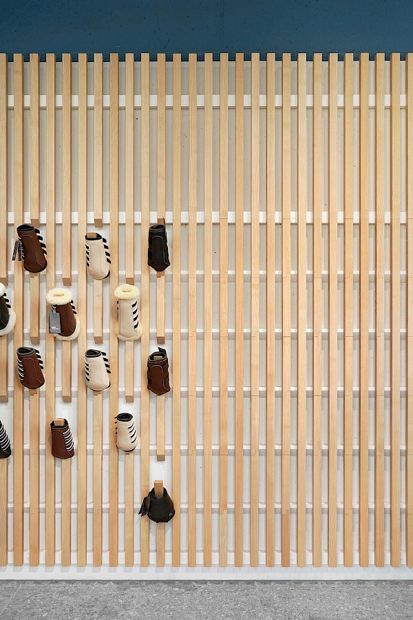 Reitsportgeschäft in neu gestalteten Räumen