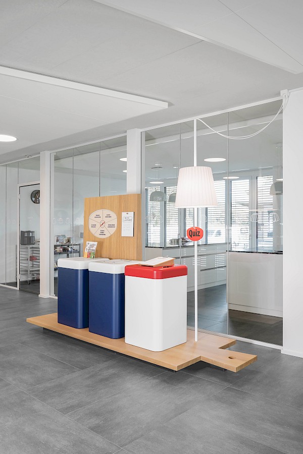 Flexible Plattformen für die Eingangshalle bei Dr. Oetker in Obergösgen