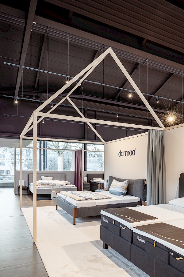 Showroom mit wohnlicher Atmosphäre für das Bettenhaus Thönig in St.Gallen