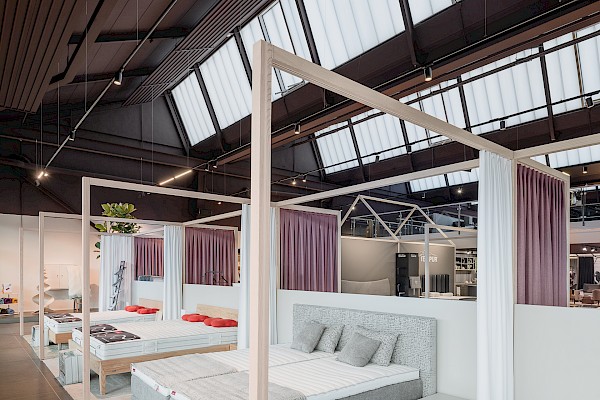 Showroom mit wohnlicher Atmosphäre für das Bettenhaus Thönig in St.Gallen