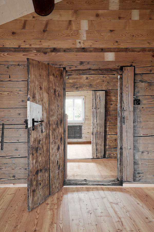 Historisches Wohnhaus in Mumpé Medel bei Disentis energetisch saniert und modernisiert