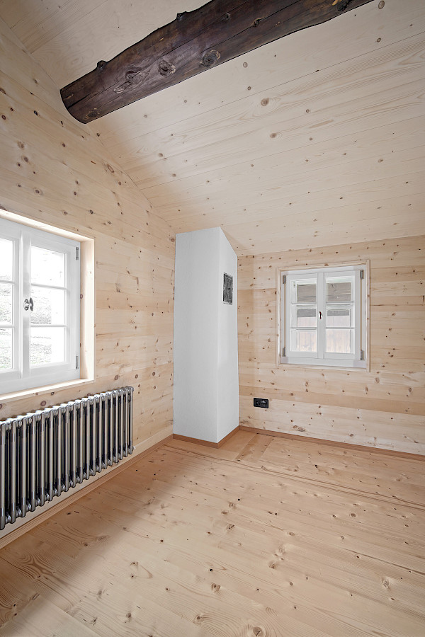 Historisches Wohnhaus in Mumpé Medel bei Disentis energetisch saniert und modernisiert